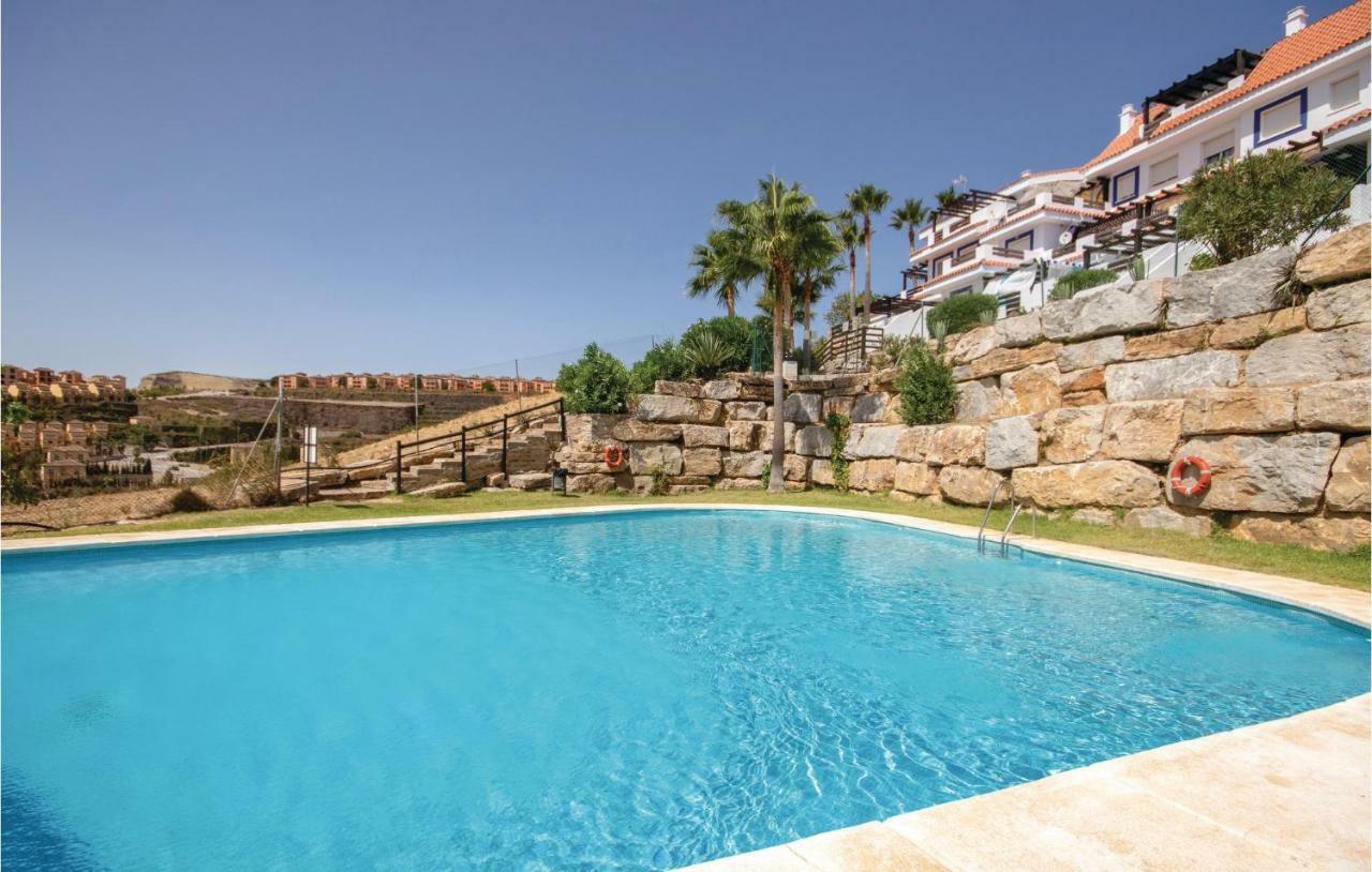 3 Bedroom Amazing Apartment In La Duquesa Castillo de Sabinillas Εξωτερικό φωτογραφία